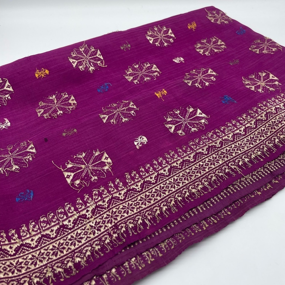Antique/Vintage 1940s 6 FT Table Runner